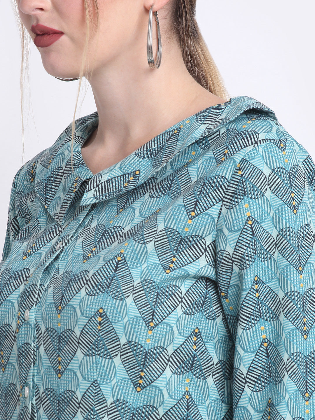 Aqua Heart Tunic Collar Shirt